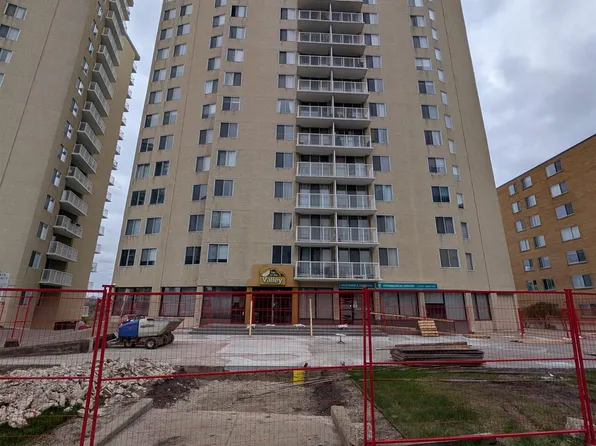 12141 Jasper Ave NW #705, Edmonton, AB T5N 3X8