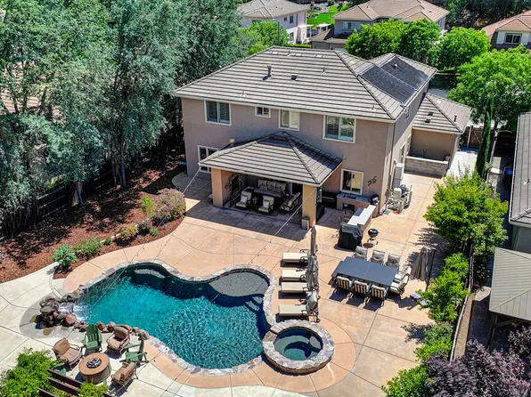 1407 W Colonial Pkwy, Roseville, CA 95661