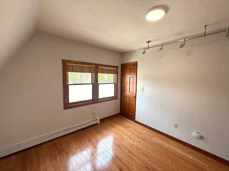 90 Belknap St — Photo 19