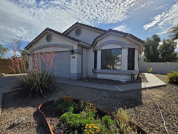 3rd image of 20449 N 37th Ln