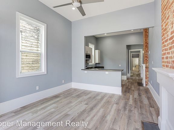 4th image of 2508-2510 1st St #2508