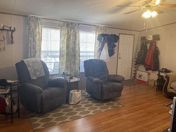 A look into the living room. 