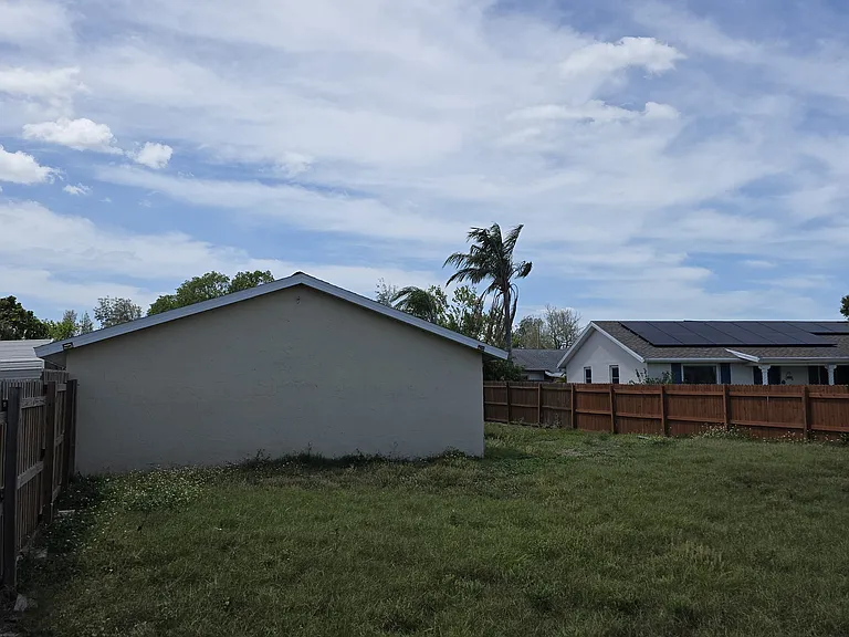 529 Red Mangrove Ln — Photo 10