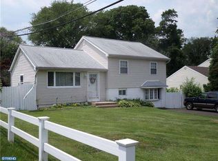 158 N Hawthorne Ave, Langhorne, PA