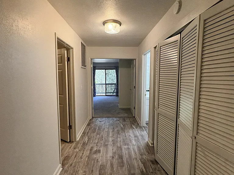 811 Auburn Ravine Rd — Photo 16