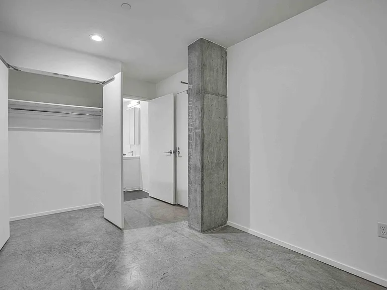 The Emery Apartments — Photo 31