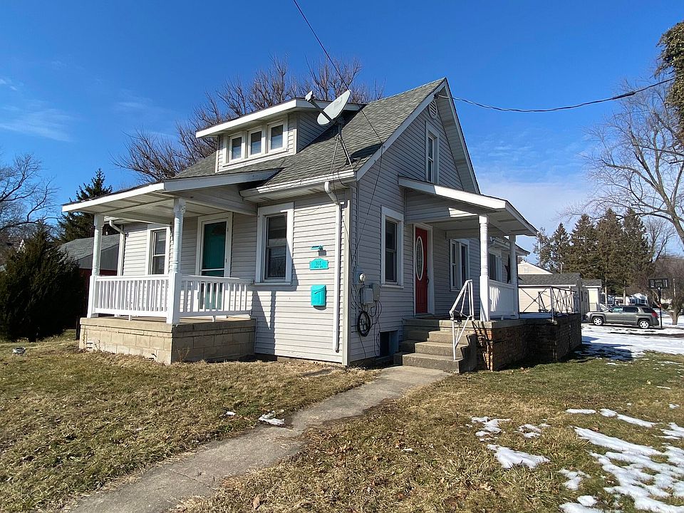 1st image of 107 Evans Ave