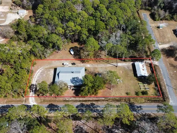 1651 Linden Rd, Apalachicola, FL 32320
