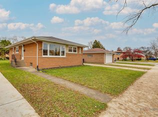 1689 S Elm St, Des Plaines, IL 60018