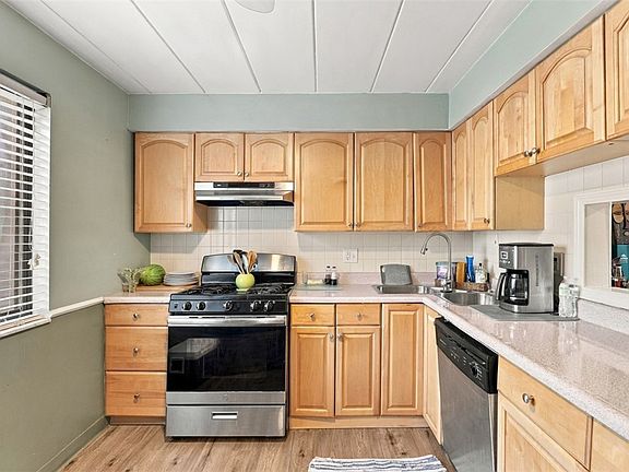 3rd image of 2034 Swallow Hill Rd APT 106