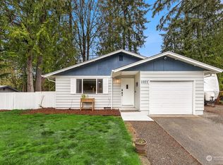 6925 E Cascade Dr, Pt Orchard, WA 98366