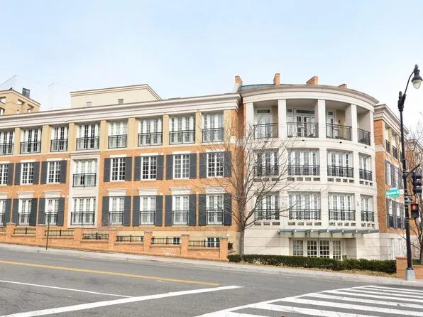2501 Wisconsin Ave NW APT 401, Washington, DC 20007