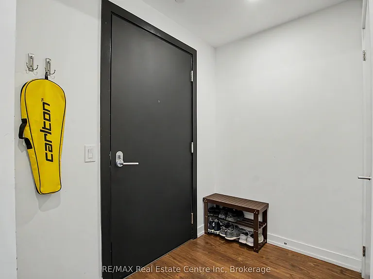 15 Wellington St S #2214 — Photo 13