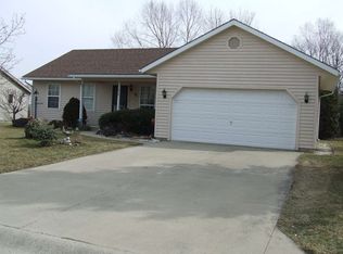 1913 Hunters Ridge Dr, Huntington, IN 46750