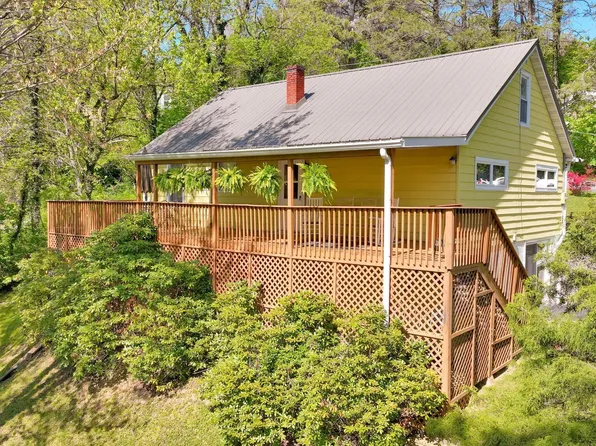 514 Kline Ave NW, Norton, VA 24273