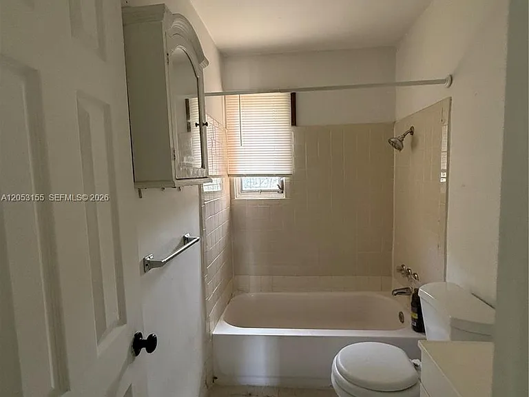 708 N 20th Ct #1-2 — Photo 5