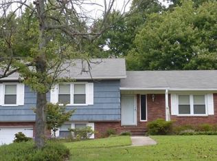 2522 Weymoth Rd, Winston Salem, NC 27103