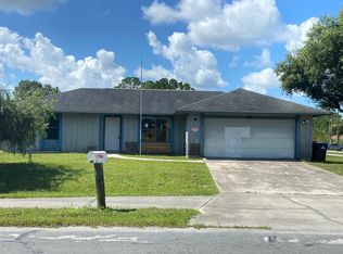 896 Americana Blvd NW, Palm Bay, FL 32907