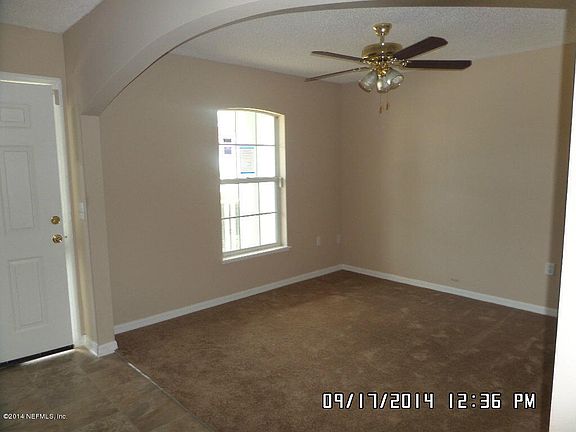 3rd image of 5626 English Oak Dr S
