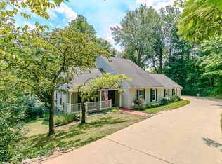 6423 Auburn Rd, Concord Township, OH 44077