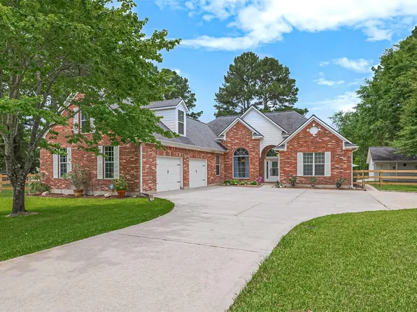 13820 Midway Drive, Willis, TX 77318