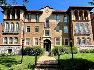 7515 Parkdale Ave APT 3E, Saint Louis, MO, 63105