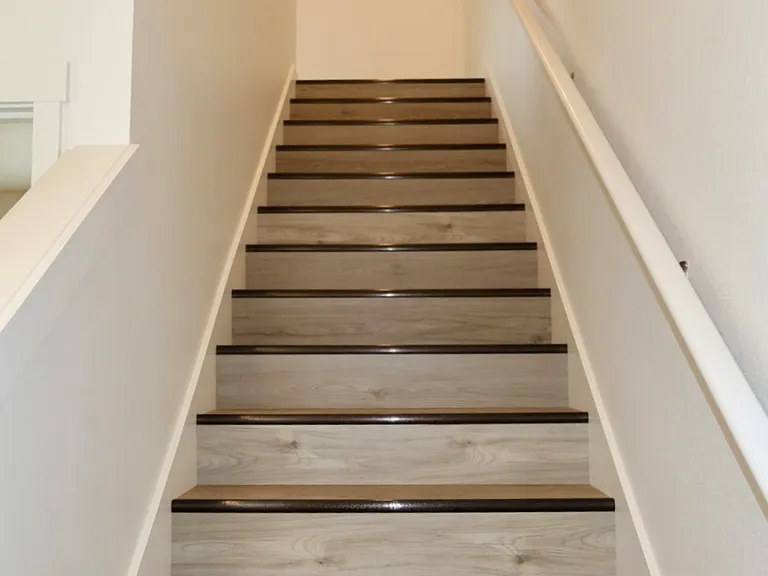 704 Elkins Way SE — Photo 13