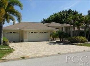 8842 Banyan Cove Cir, Fort Myers, FL 33919