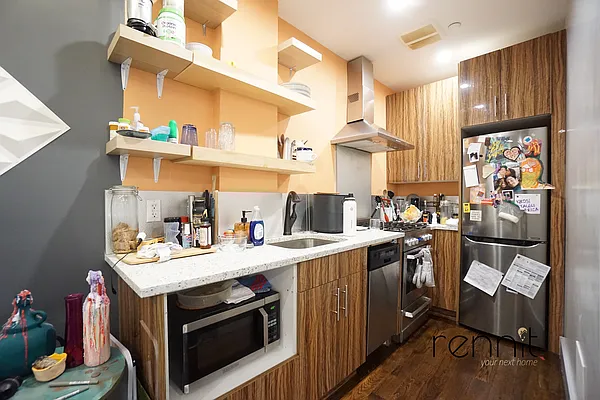 Rented by Rennit Inc. | media 4