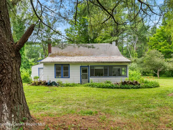 44 Surprise Hill, Freehold, NY 12431
