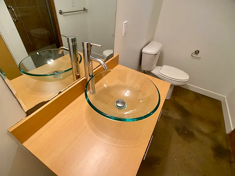 Central Park Lofts — Photo 32