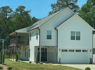 401 Albus Dr, Travelers Rest, SC 29690