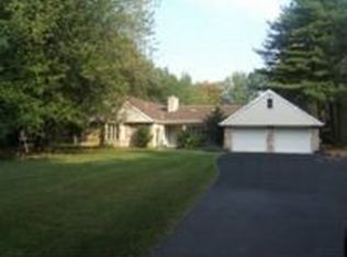 2875 W Lake Rd, Wilson, NY 14172