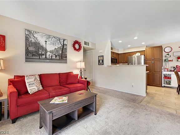 5th image of 5092 Mandalay Springs Dr Unit 103