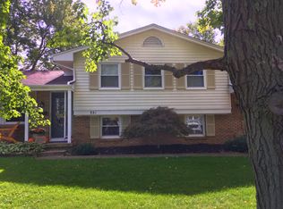 951 Thomas Dr, Ashland, OH 44805