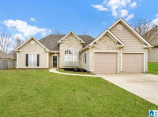 199 Camden Cove Pkwy, Calera, AL 35040