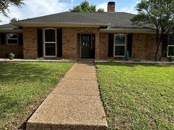 2413 Acacia St, Richardson, TX 75082