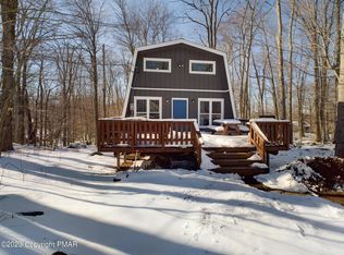 279 Mountain View Dr, Pocono Lake, PA 18347