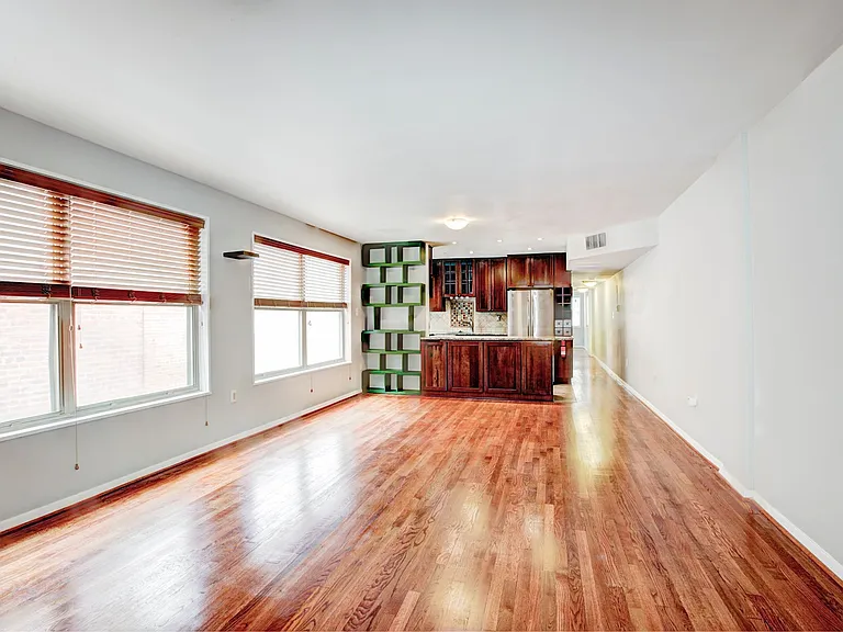 5431 Connecticut Ave NW #302 — Photo 1