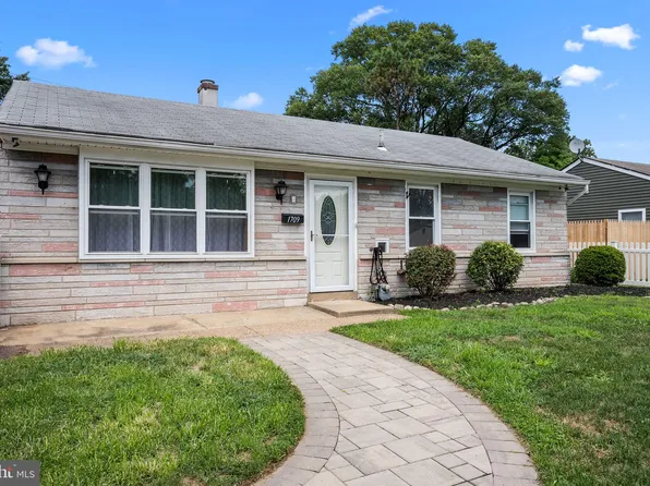 1709 Susan Ave, Croydon, PA 19021