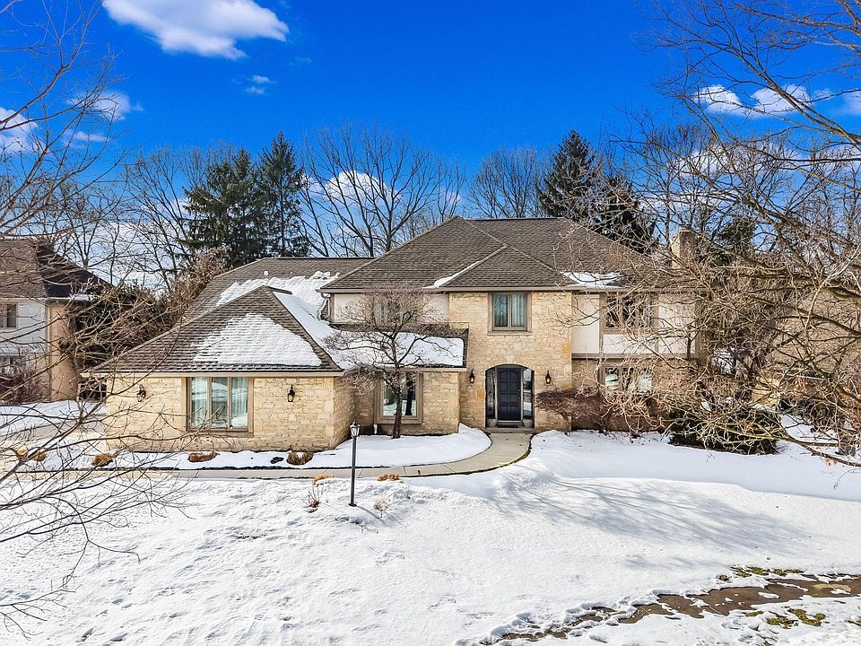 1st image of 890 Pipestone Dr