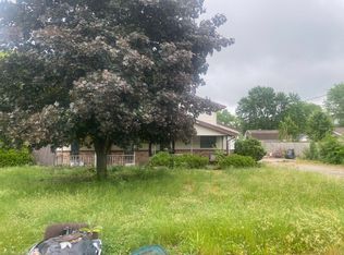 57032 Greenlawn Ave, Osceola, IN 46561