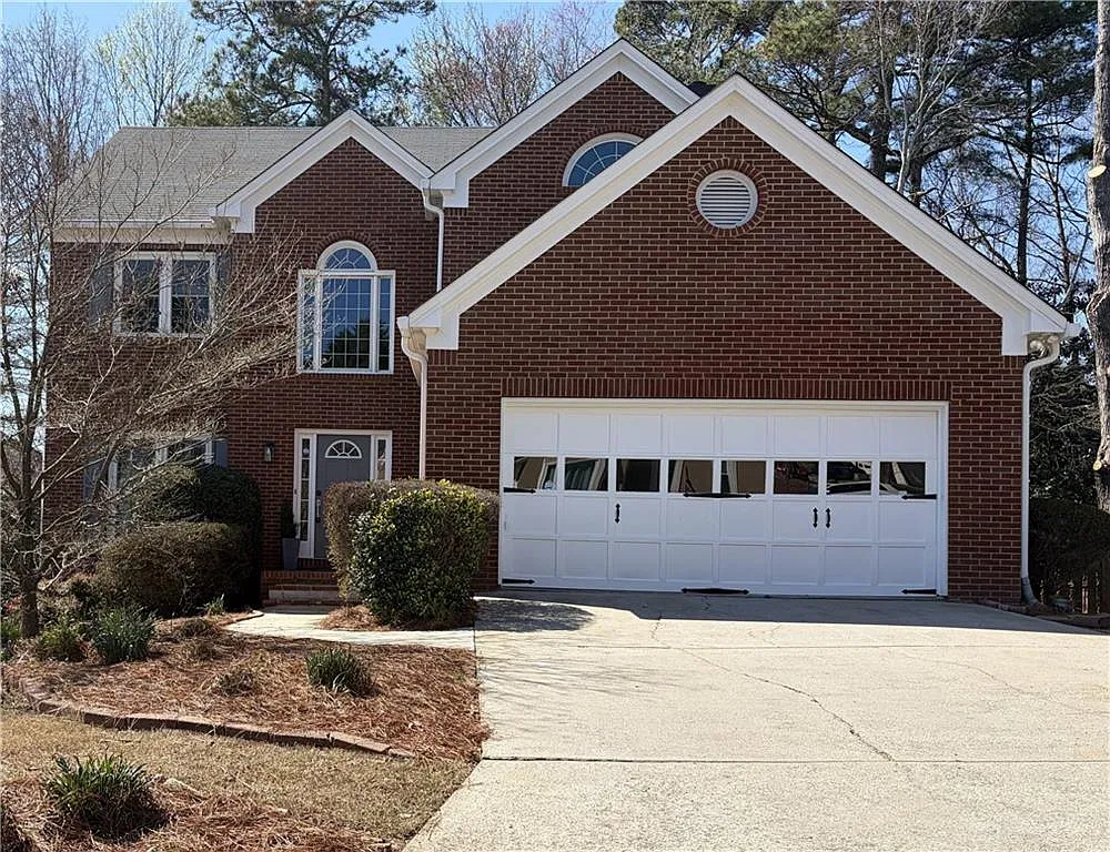 5 bed, 3.5 bath, $3,200 — Photo 1