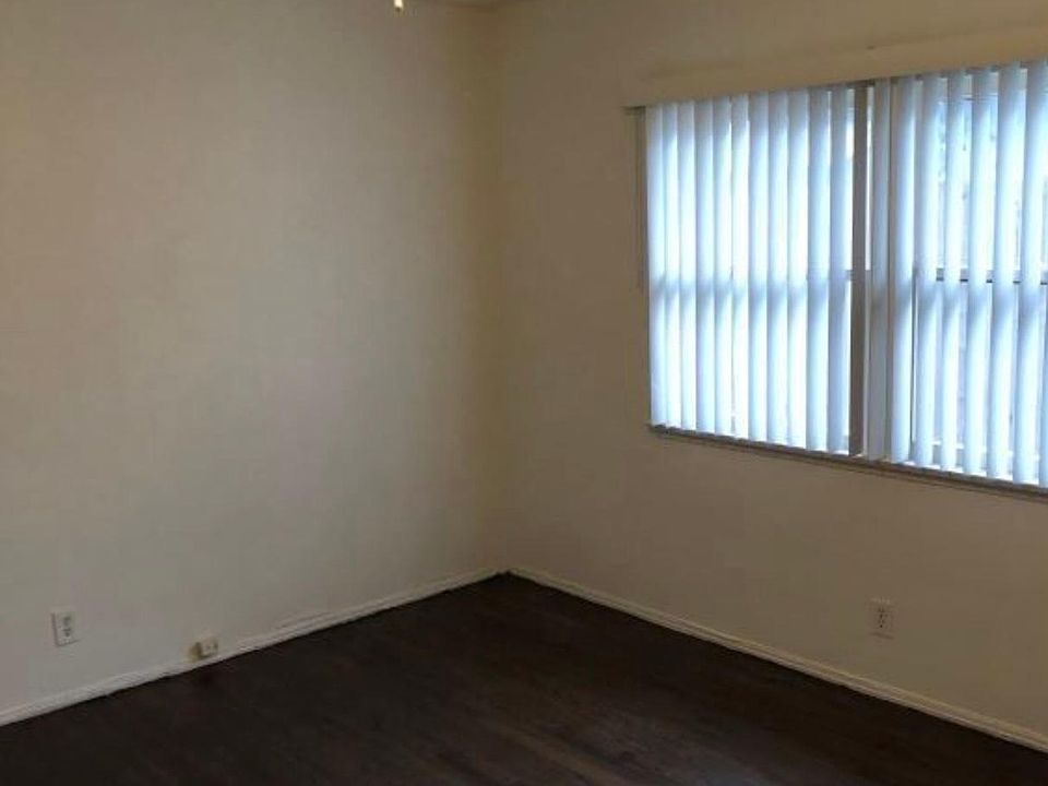 1st image of 22154 Avenue San Luis