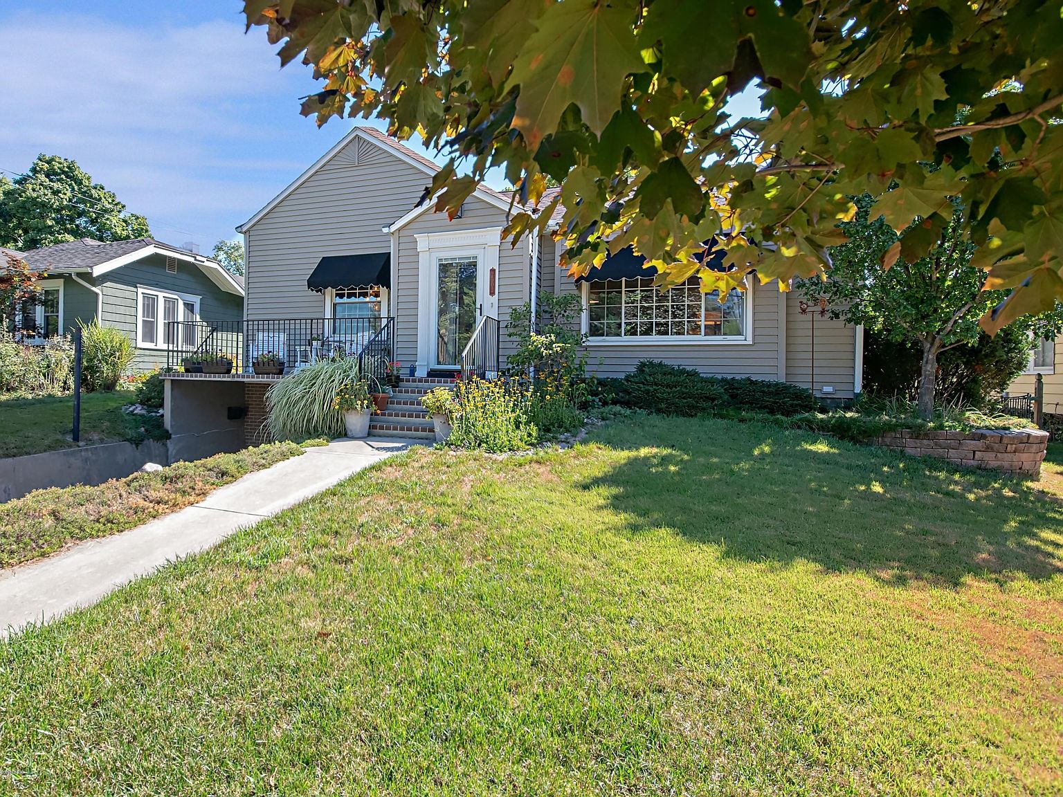 2503 Lakeview Ave, Saint Joseph, MI 49085 Zillow