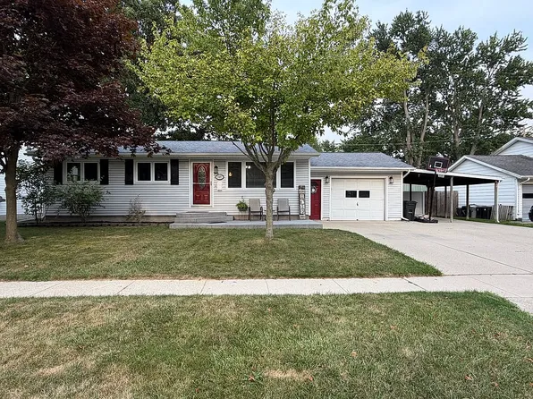 1481 Carolina, Marysville, MI 48040