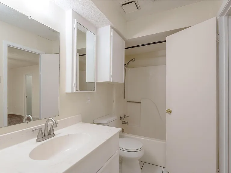138 Summer Pl #B — Photo 15