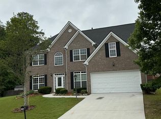 2294 Willow Shade Ct, Loganville, GA 30052