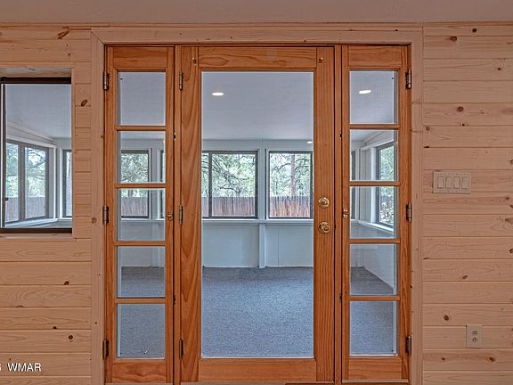 4th image of 3267 Petes Retreat Rd