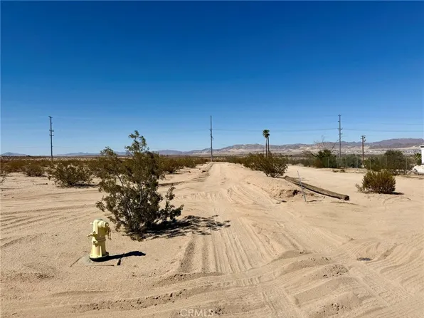 1234 Indian Trl, Twentynine Palms, CA 92277